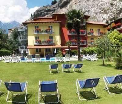 фото отеля Santa Lucia Aktivhotel Nago-Torbole