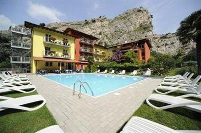 фото отеля Santa Lucia Aktivhotel Nago-Torbole