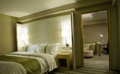 фото отеля Holiday Inn City Centre Harbin