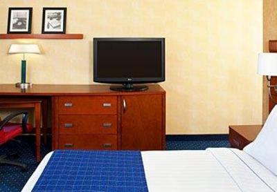 фото отеля Courtyard by Marriott Phoenix Airport