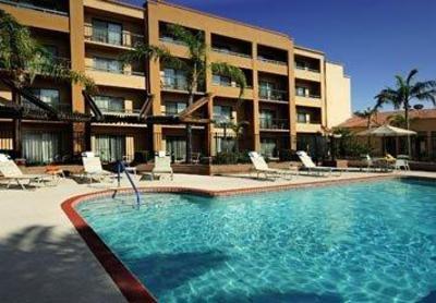 фото отеля Courtyard by Marriott Phoenix Airport