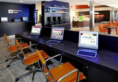 фото отеля Courtyard by Marriott Phoenix Airport