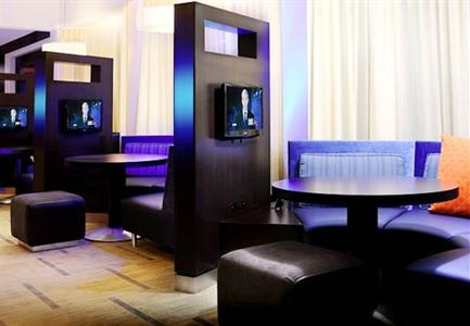 фото отеля Courtyard by Marriott Phoenix Airport