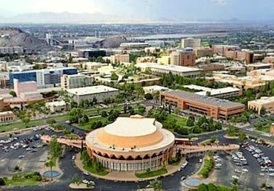 фото отеля Courtyard by Marriott Phoenix Airport