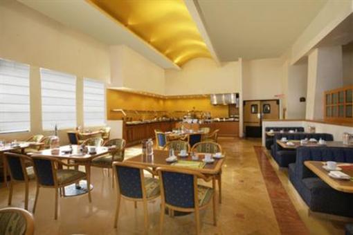 фото отеля Fiesta Inn Monterrey Centro