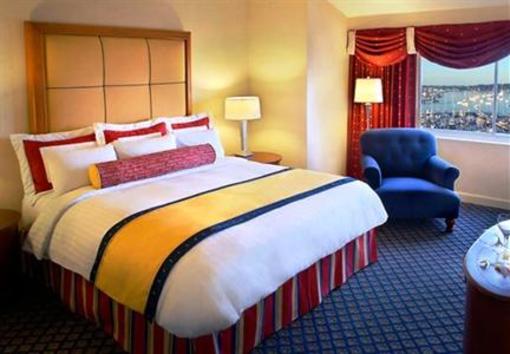 фото отеля Newport Marriott