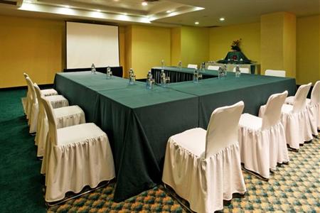 фото отеля Holiday Inn Toreo Satelite Naucalpan