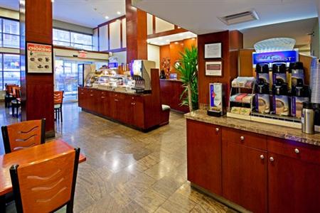 фото отеля Holiday Inn Express New York City Fifth Ave