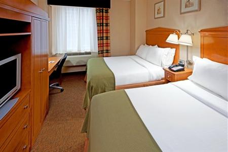 фото отеля Holiday Inn Express New York City Fifth Ave