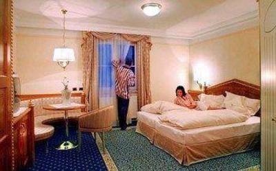 фото отеля Goldener Adler Hotel Klausen