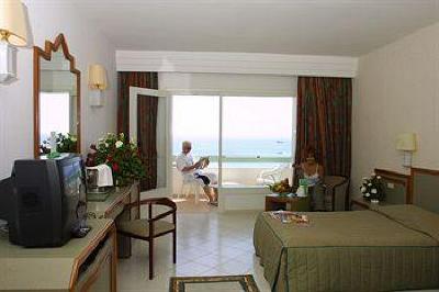 фото отеля Sol Azur Beach Hotel
