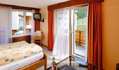 фото отеля Golfhotel Saaserhof