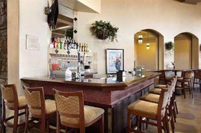 фото отеля Embassy Suites Tucson Paloma Village