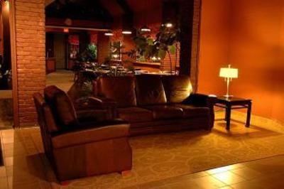 фото отеля Confederation Place Hotel