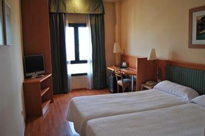 фото отеля NH Ciudad De La Imagen Hotel Pozuelo de Alarcon