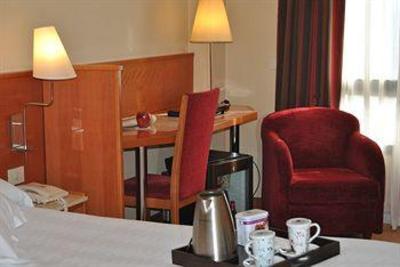 фото отеля NH Ciudad De La Imagen Hotel Pozuelo de Alarcon