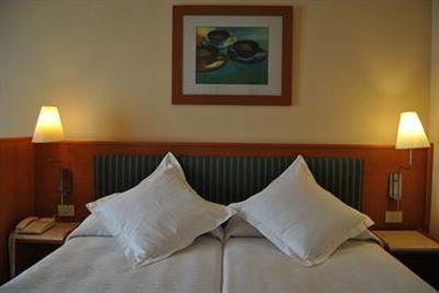 фото отеля NH Ciudad De La Imagen Hotel Pozuelo de Alarcon