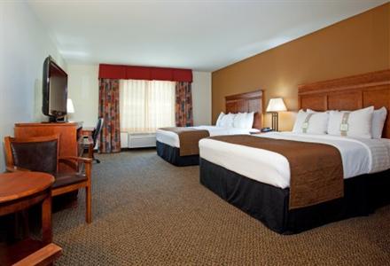 фото отеля Holiday Inn Hotel & Suites Trinidad