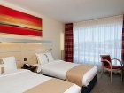 фото отеля Holiday Inn Express Zurich Airport