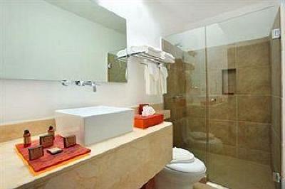 фото отеля Hotel Bambu Suites