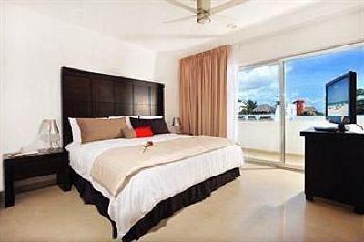 фото отеля Hotel Bambu Suites