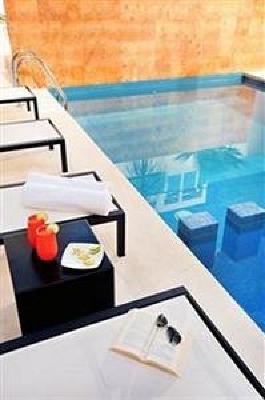 фото отеля Hotel Bambu Suites