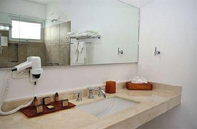 фото отеля Hotel Bambu Suites
