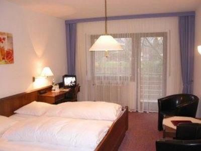 фото отеля Hotel Zur Mühle Bad Brückenau