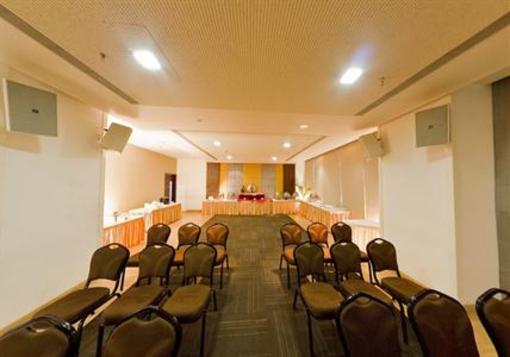 фото отеля Sayaji Pune