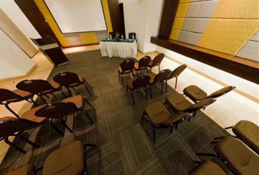 фото отеля Sayaji Pune