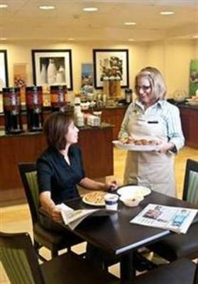 фото отеля Hampton Inn & Suites Thousand Oaks