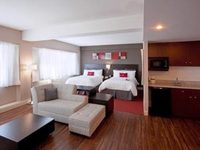 Crowne Plaza Hotel Montreal Airport