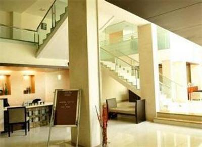 фото отеля Nyle Plaza Hotel Kochi