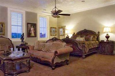 фото отеля Grand Hotel McKinney