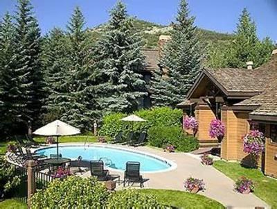 фото отеля Ridgepoint Townhomes at Beaver Creek