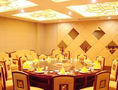 фото отеля Fengjing Huating Business Hotel