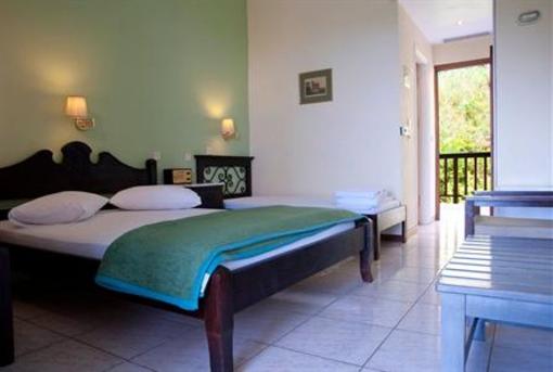 фото отеля Daphne Hotel Platanakia