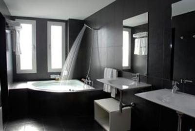 фото отеля Balneario Termaeuropa Playa Hotel El Venrdell