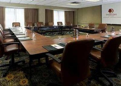 фото отеля Doubletree by Hilton Bloomington - Minneapolis South
