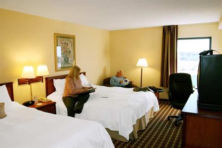 фото отеля Hampton Inn Tampa-Veterans Expressway/Waters Avenue