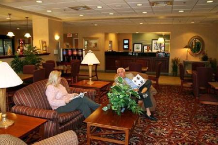фото отеля Hampton Inn Tampa-Veterans Expressway/Waters Avenue