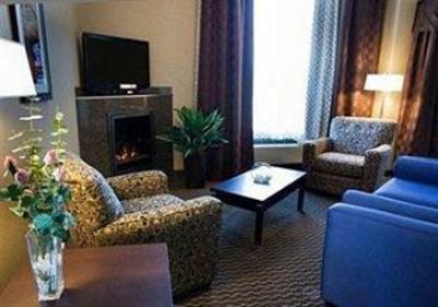 фото отеля Comfort Suites Kelowna