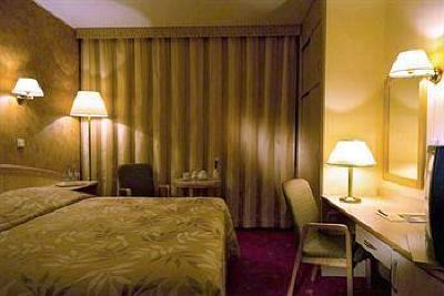 фото отеля Hotel HP Park Plaza