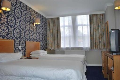 фото отеля BEST WESTERN Cumberland Hotel