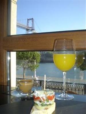 фото отеля Gran Hotel Puente Colgante