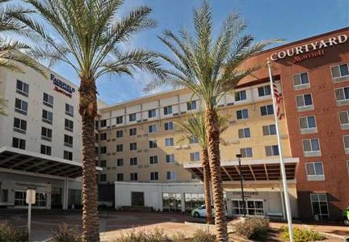 фото отеля Courtyard Phoenix Chandler Fashion Center