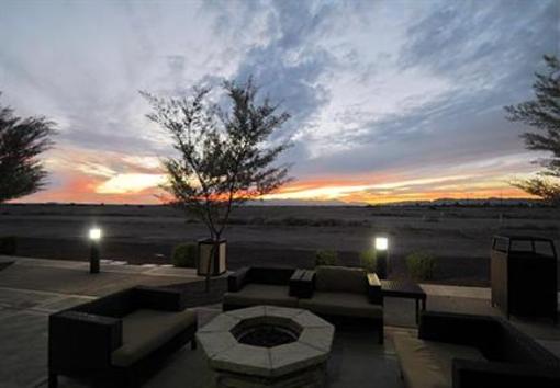 фото отеля Courtyard Phoenix Chandler Fashion Center