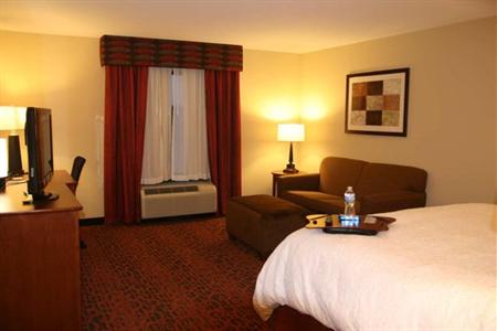 фото отеля Hampton Inn Muscatine