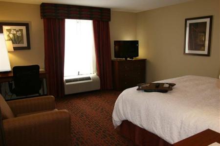фото отеля Hampton Inn Muscatine