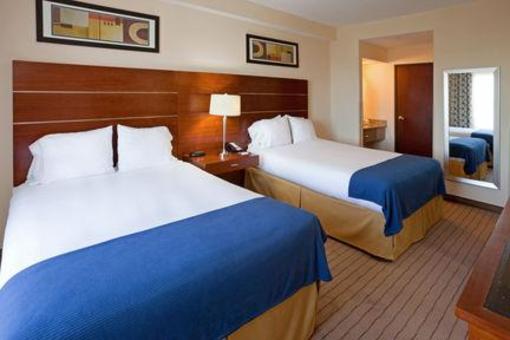 фото отеля Holiday Inn Express Hotel & Suites Dallas Park Central Northeast